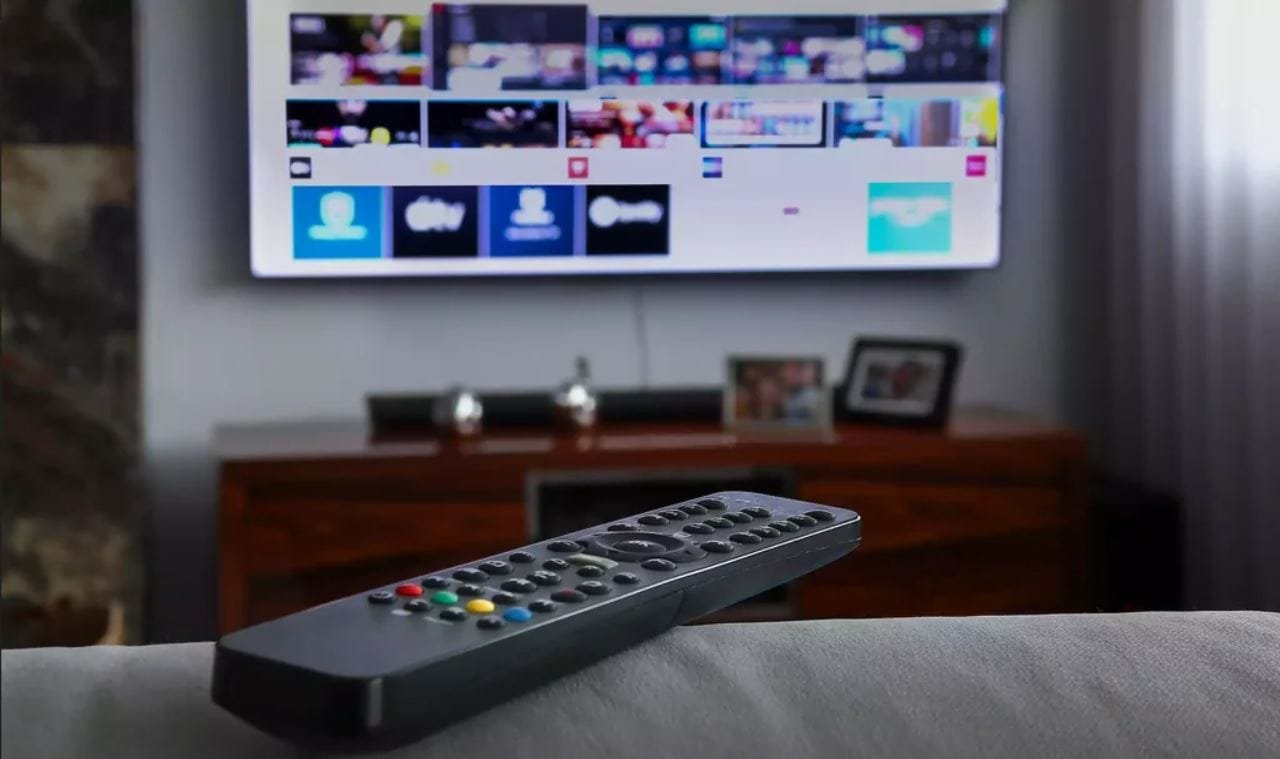 أفضل أنواع الريسيفرات وتجديد اشتراكات IPTV